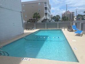 Udendørs pool