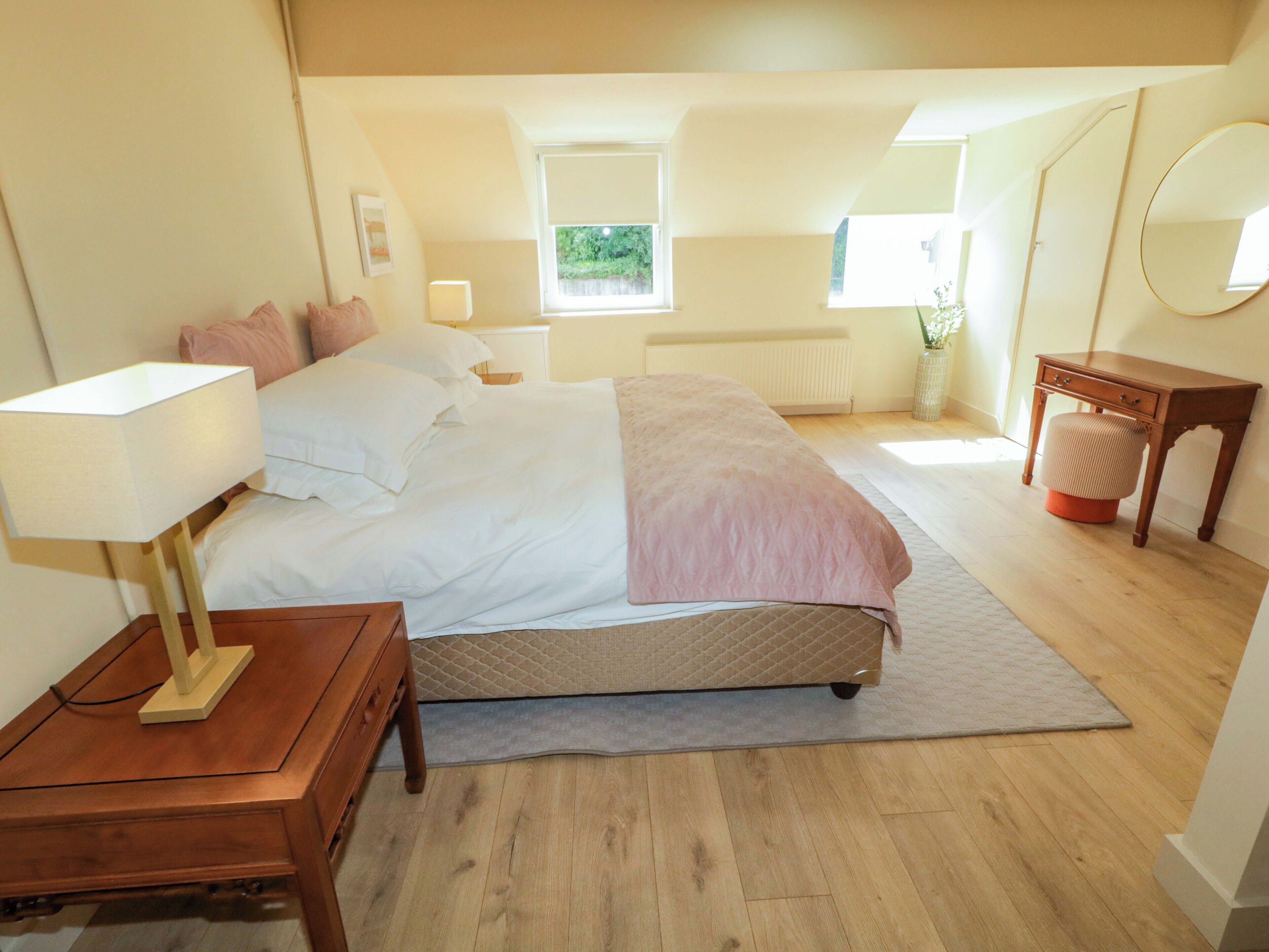 2 Schlafzimmer, kostenloses WLAN, individuell dekoriert