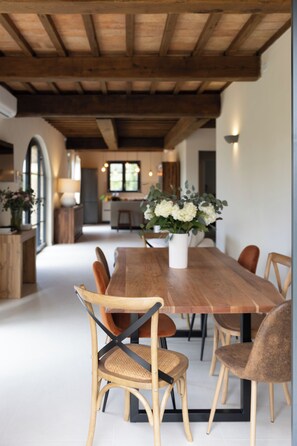 Dining - Casa Gabri: A Tuscan Villa Near Forte dei Marmi (Massa)