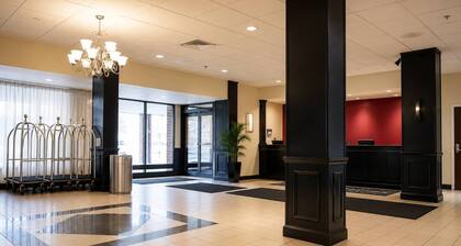 Modern Albany Room Next to Downtown with Breakfast