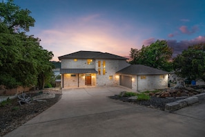 House, Accessible | 4 bedrooms - Lake House Dock Slip Heated Pool Boat Launch Beach Game Room (Leander)