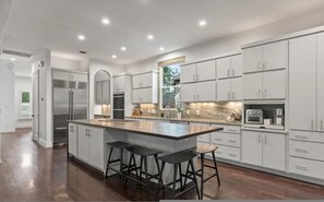 Rumah | 4 kamar tidur