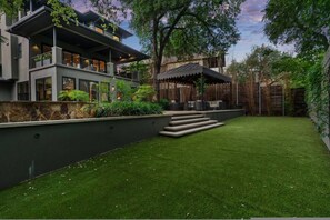 Rumah | 4 kamar tidur