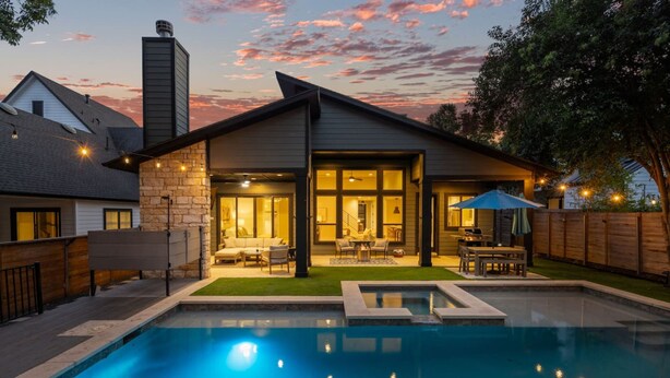 Unclassified image, 1 of 76, button - Zilker Home With Heated Pool Hot Tub Walkable (Austin)
