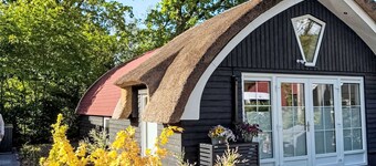 Rustige boscottage vlak bij Giethoorn by Interhome