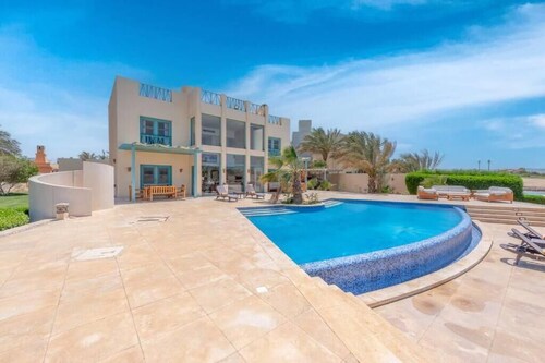 Golf Luxury Villa with Private Pool