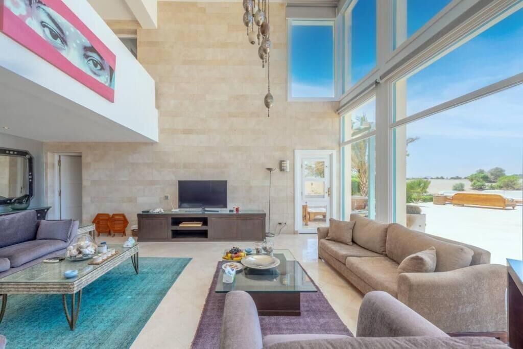 Villa, Lake View | Living area
