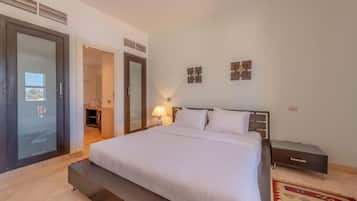 Villa, Lake View | Iron/ironing board, WiFi (free)