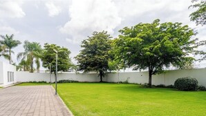 Unclassified image, 4 of 115, button - Family-Friendly Country Retreat with a Pool and Garden (Huaxtla)