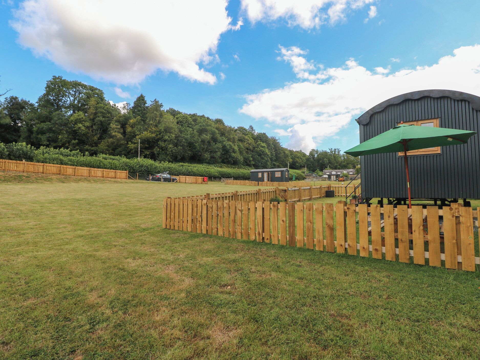 Cottage | Property grounds