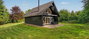 "Zelda" - 275m from the sea by Interhome