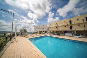 Unclassified image, 2 of 28, button - Peyia Pearl 18 – Sea View Studio (Pegeia)