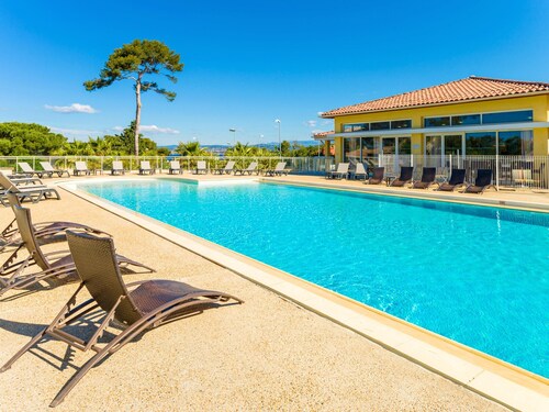Cote D'azur Chic Apartment for 4