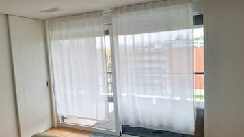 1 chambre, fer et planche à repasser, accès Internet, draps fournis