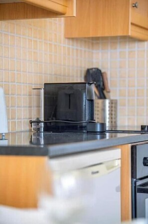 Private kitchen - Peyia Pearl 31 – Elevated Sea View Studio (Pegeia)