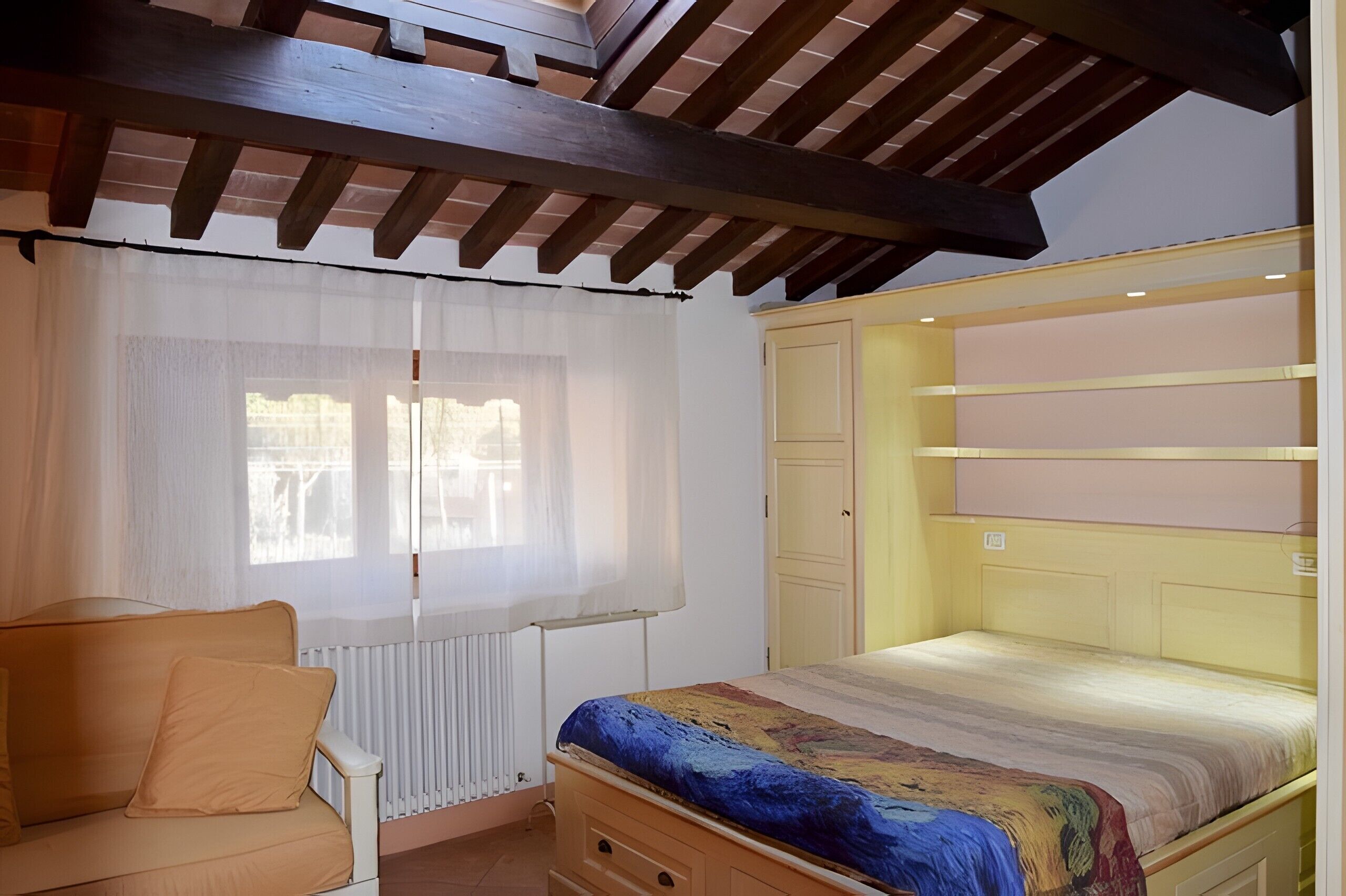 1 chambre, fer et planche à repasser, Wi-Fi, draps fournis