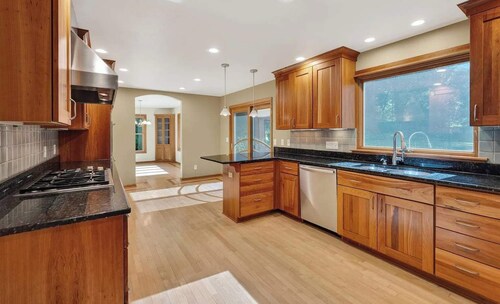 Private Pool - Hot Tub - Sauna - Game Room - Pets