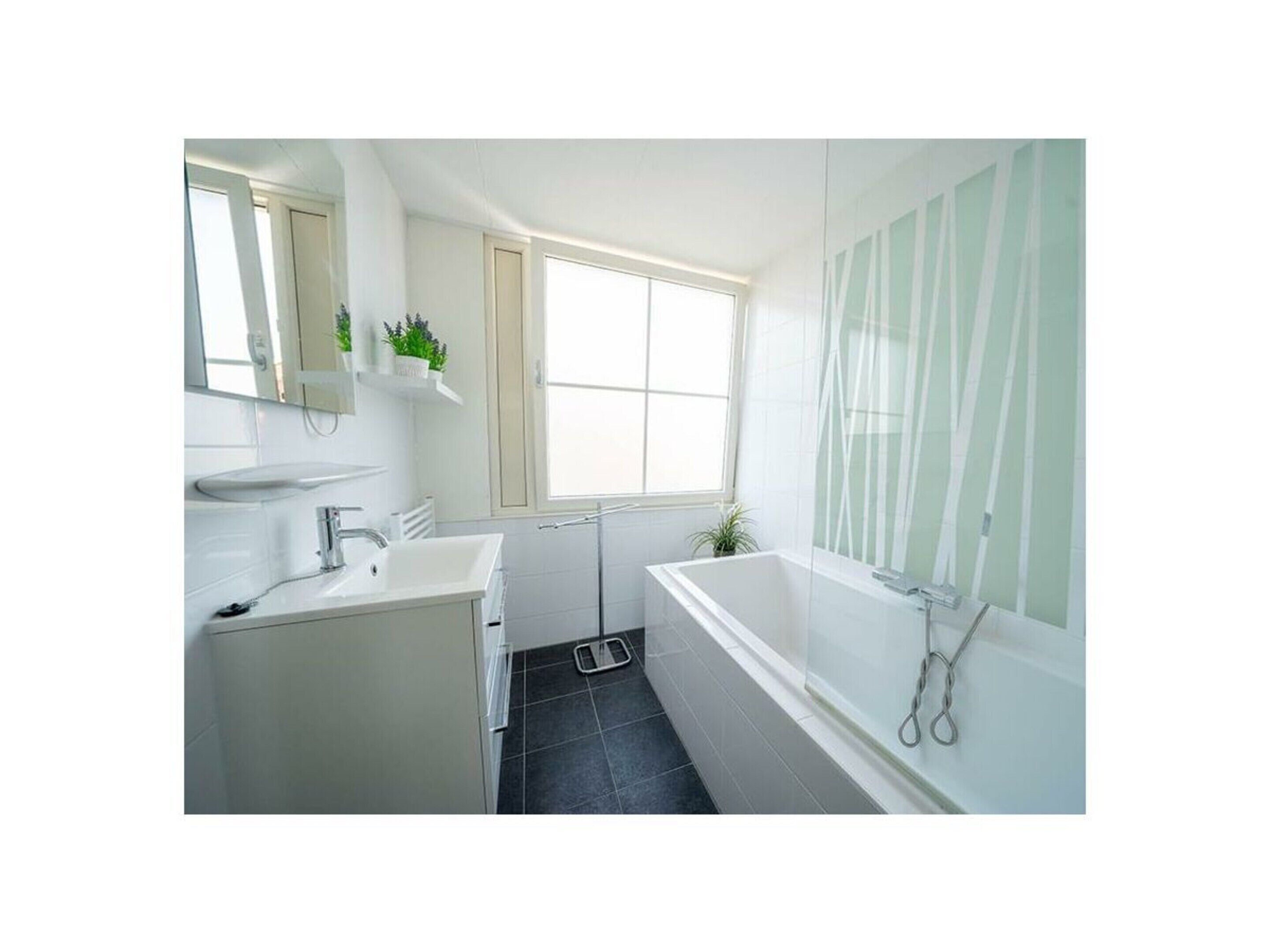 House | Bilik Mandi
