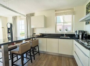 Private kitchen - Holiday Home in Uitdam With Sauna (Uitdam)