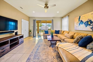 House - Resort Home Private Pool and Spa Outdoor Theater (Kissimmee)