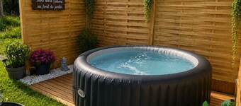  UNIQUE CABIN WITH PRIVATE SPA INCLUDED – JURA 