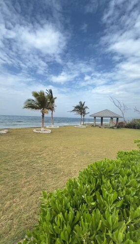 Oceanview Home/Villa in Discovery Bay