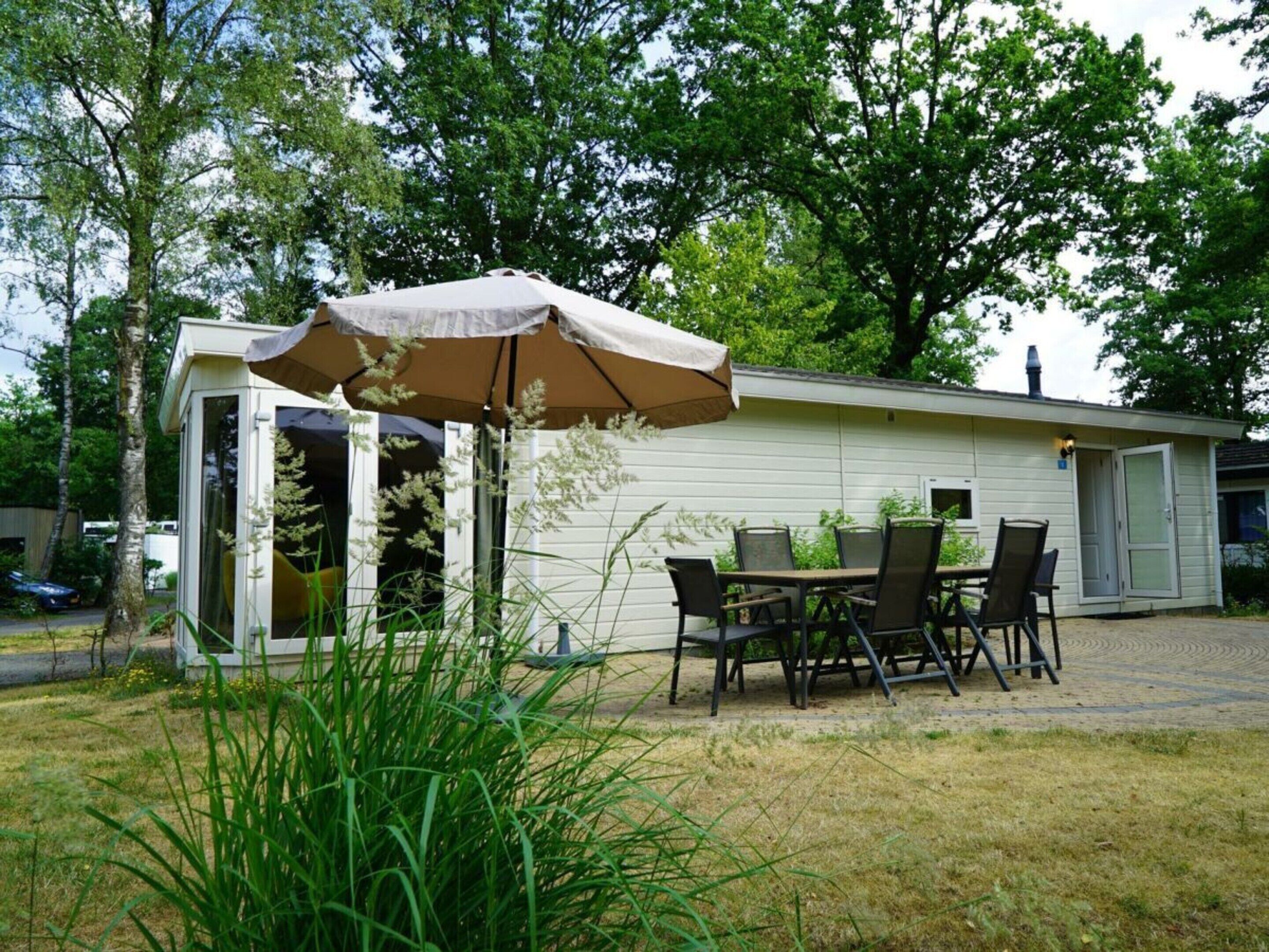 House | Outdoor dining