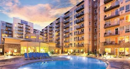 Cozy 1-bedroom resort in serene Seaside with ocean front view great Fireworks