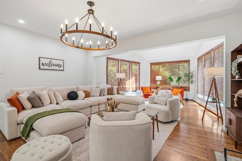 6BR w/ Heated Pool, Fire Pit & Gazebo | Sleeps 22