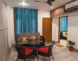Living area - Footprint Roost (Guwahati)