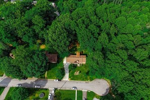 Exterior - Quiet & Peaceful Nature Walkout w/ Stocked Kitchen (Lynchburg)