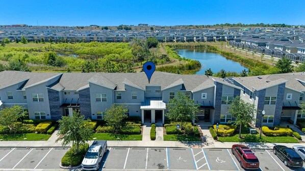 Exterior - Go!#32 CHAMPIONS GATE (Kissimmee)
