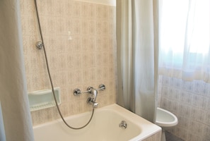 Bathroom - Unika House – Lecco Nest with Green Terrace (Lecco)