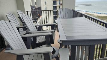Condo, Multiple Beds (Phoenix 6 1111) | Outdoor dining
