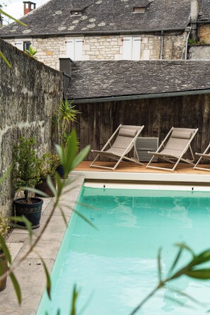 Pool - Villa Saulex - Luxury & comfort, swimming pool, and hot tub in the heart of Turenne. Chill & Play (TURENNE)
