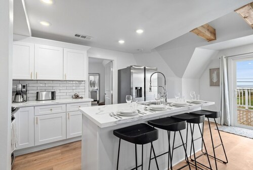 Charming Home with Huge Deck, Steps from the Beach
