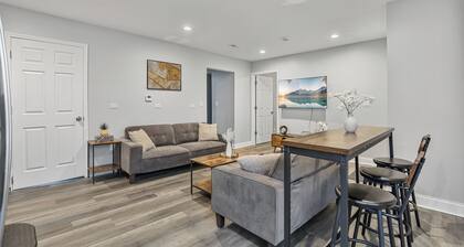 Spacious 4BD 2BA / Bensenville with AC