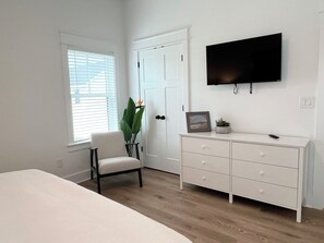 4 Schlafzimmer, Bügeleisen/Bügelbrett, WLAN, Bettwäsche