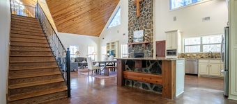 The Perfect Oxford Basecamp for Families, Friends & Rebels