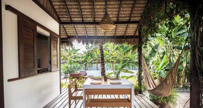 Atins. Beach house 100 m from the ocean and close to everything.