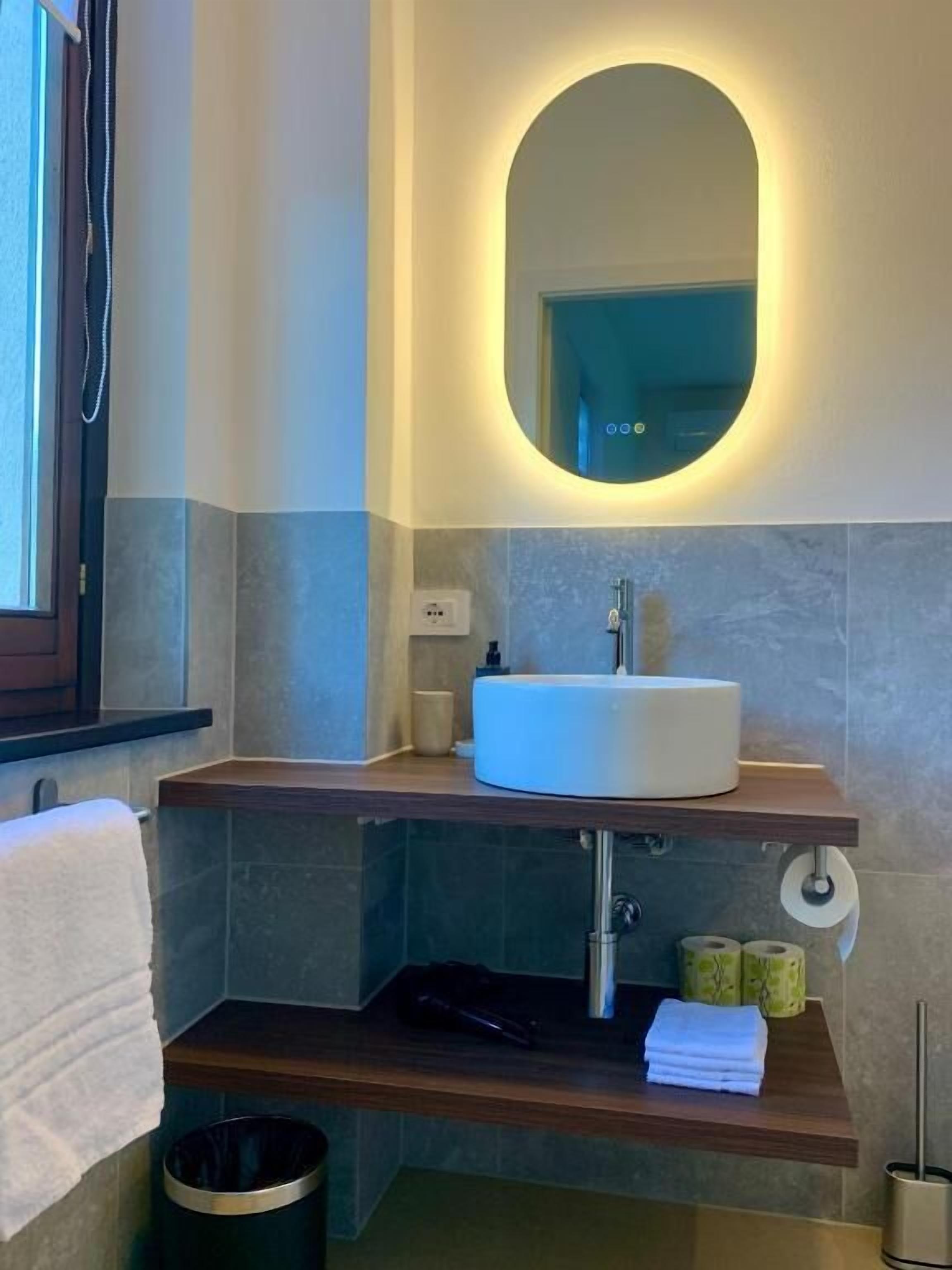 Doppia Deluxe, 1 letto king, vista montagna | Bagno