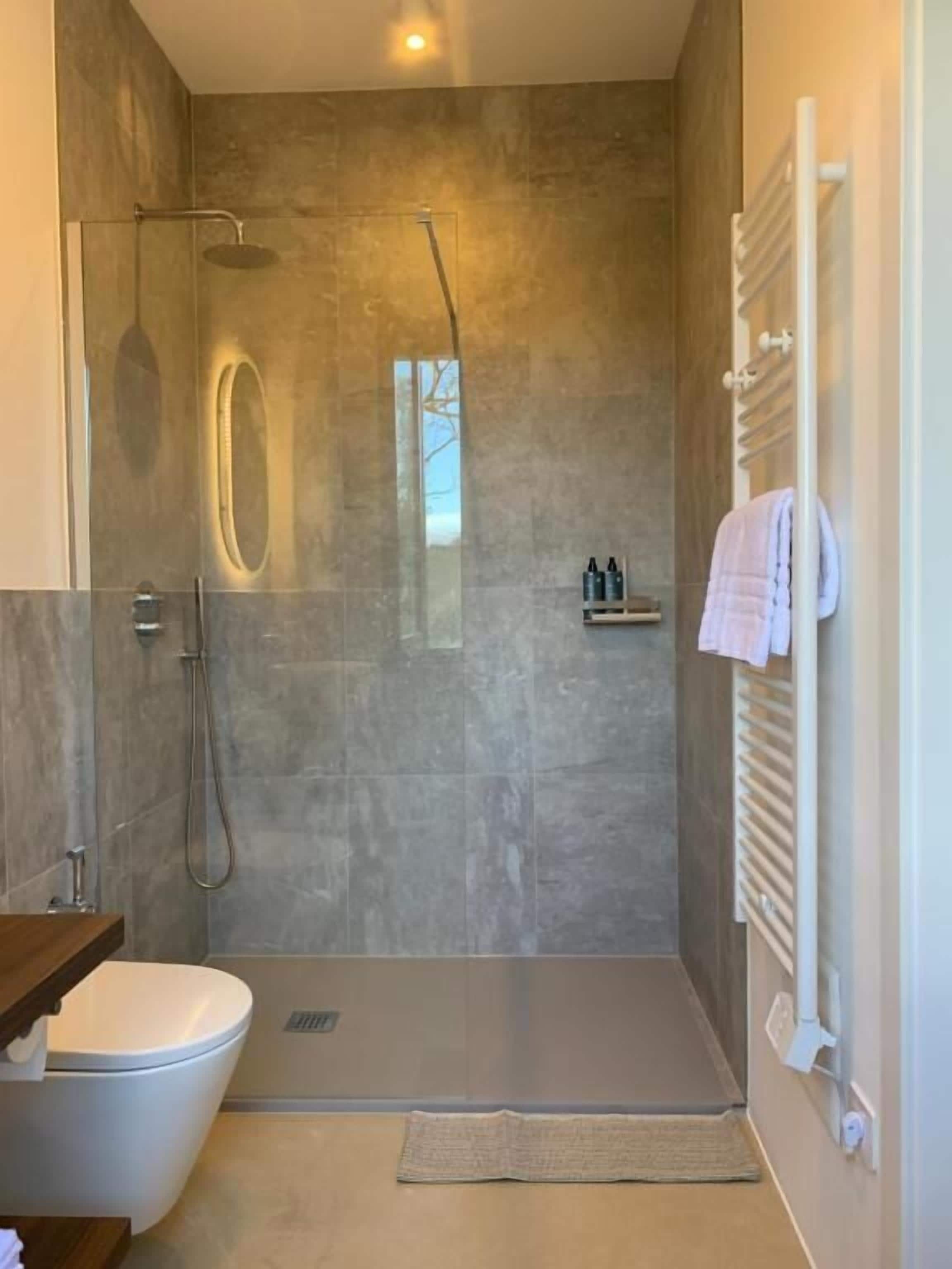 Chambre Double Deluxe, 1 très grand lit, vue montagne | Salle de bain