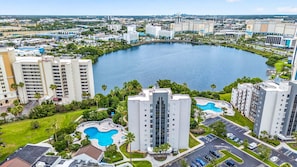Exterior - Scenic Lakeview Condo w Balcony and Resort Pools (Orlando)