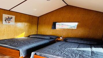 Family Cabin, 2 Bedrooms | Free wired internet