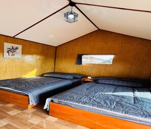 Family Cabin, 2 Bedrooms - Cozzy Family Cabin Pangalengan (bandung)