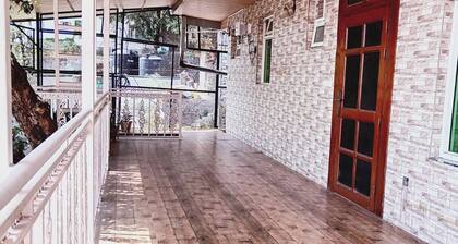 2-Bedroom Self-Contained Accommodation with Entire Private Floor