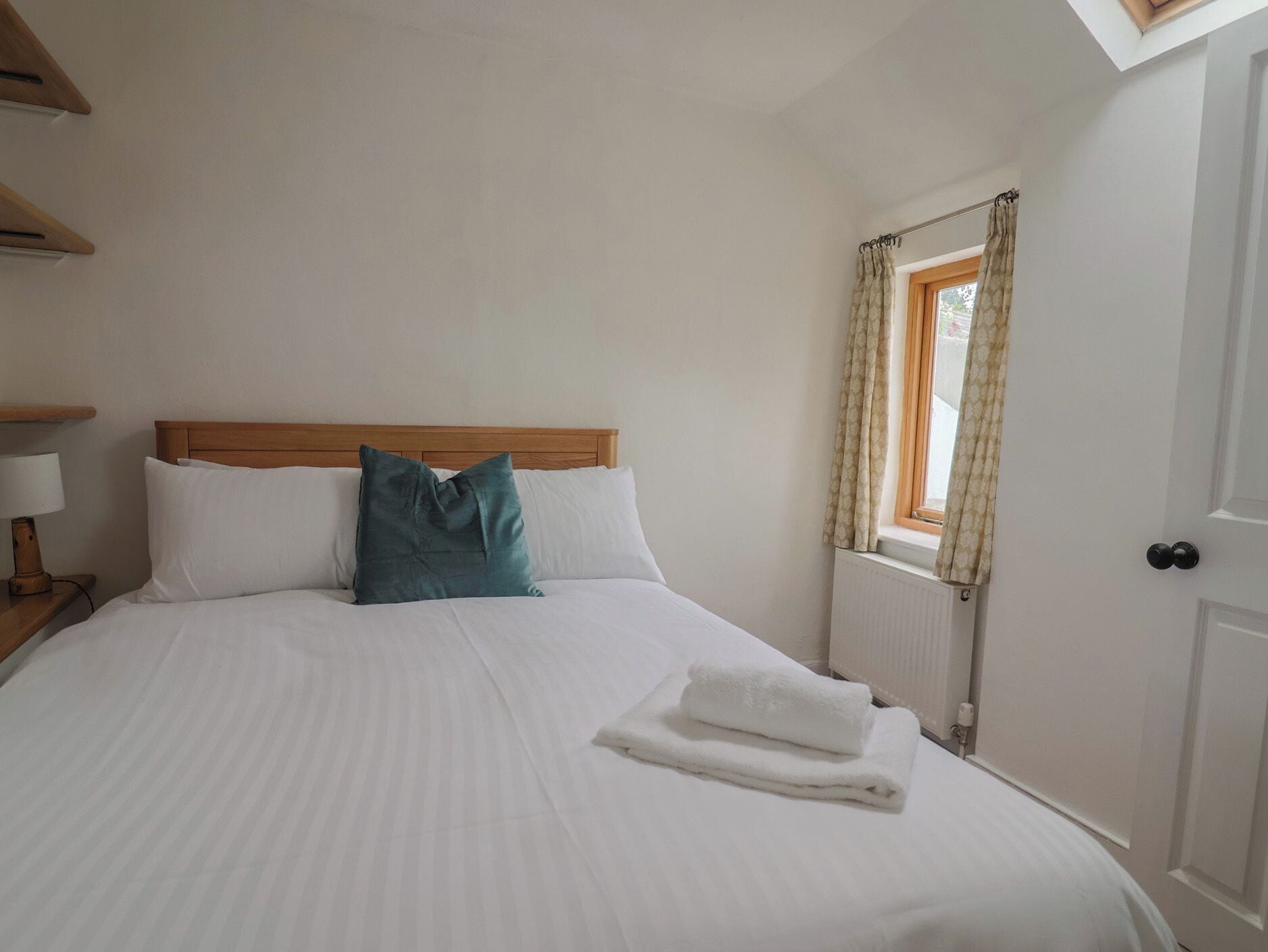 3 bedrooms, WiFi (free), individually decorated, individually furnished