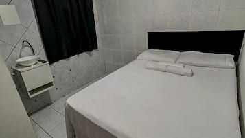 Quarto casal clássico | Wi-Fi de cortesia
