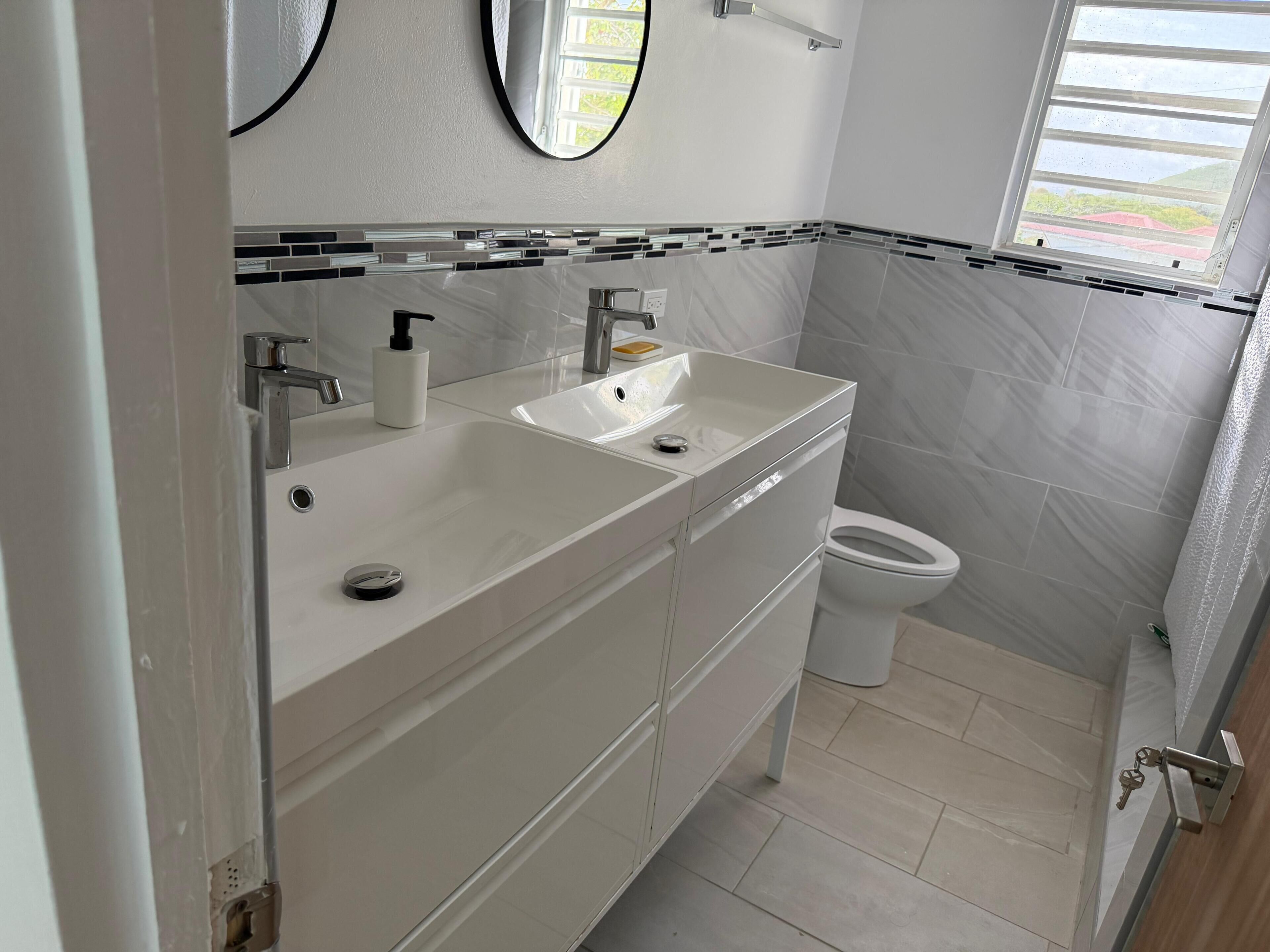 Towels, soap, toilet paper