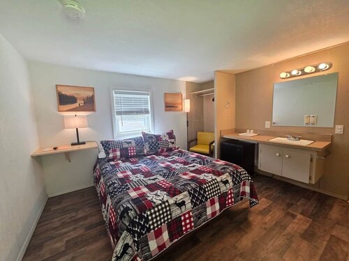 7R Guest Ranch - Room 5